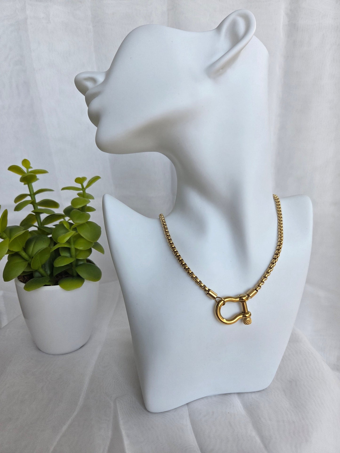 Merlin Necklace