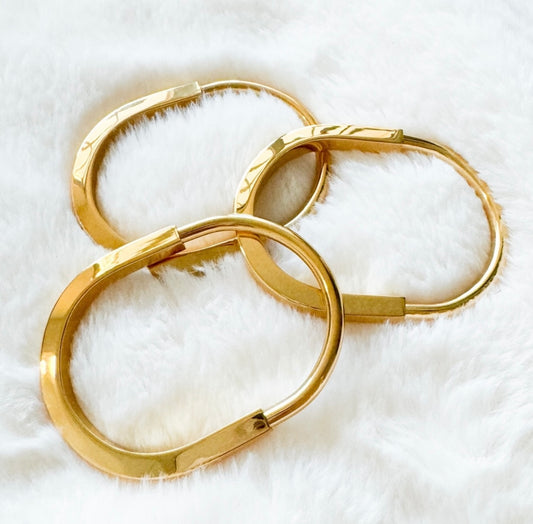 U Bracelet
