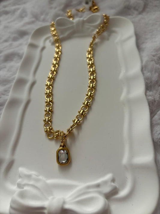 Claire Necklace – Pecas Accessories