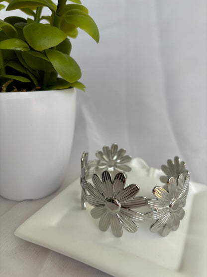 Mini Flower Cuff